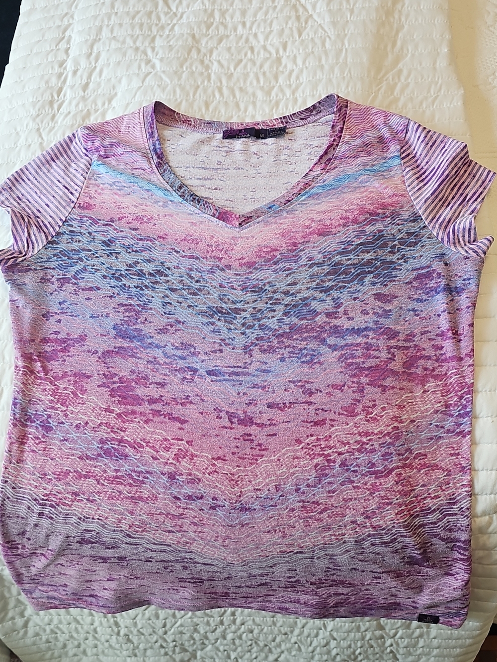Prana V-Neck Short Sleeve Top - Lavender Pink Patterned